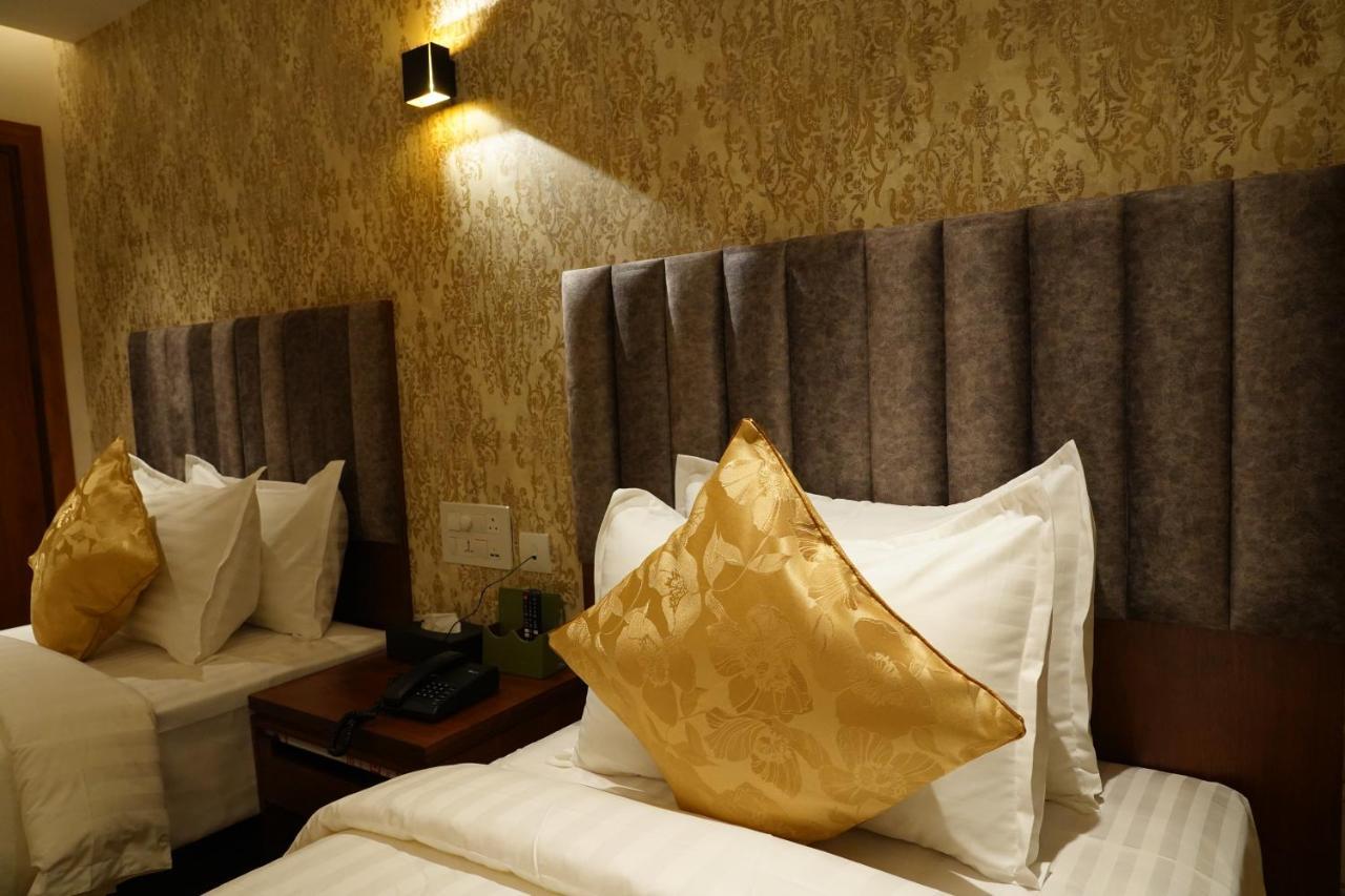 The Kings Park Grand-Near Us Consulate Hotell Chennai Exteriör bild