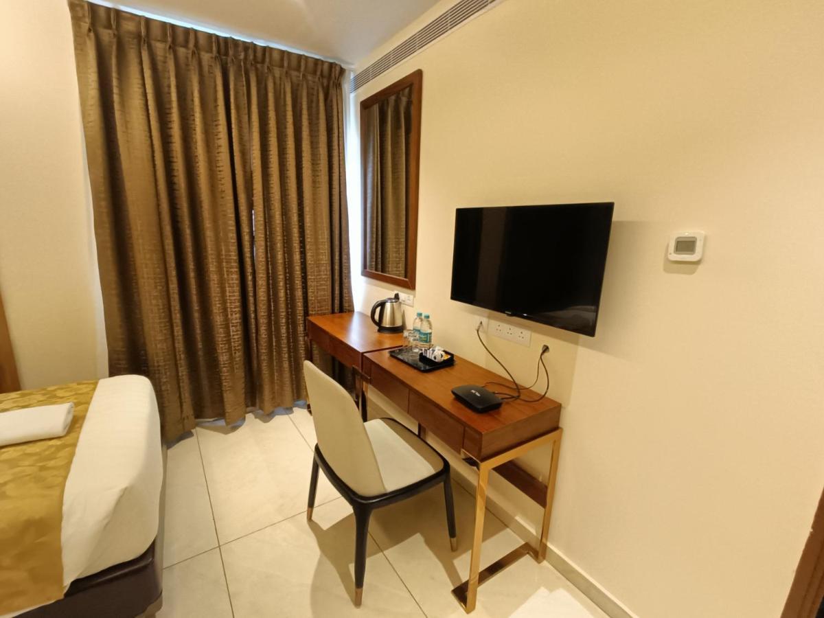 The Kings Park Grand-Near Us Consulate Hotell Chennai Exteriör bild